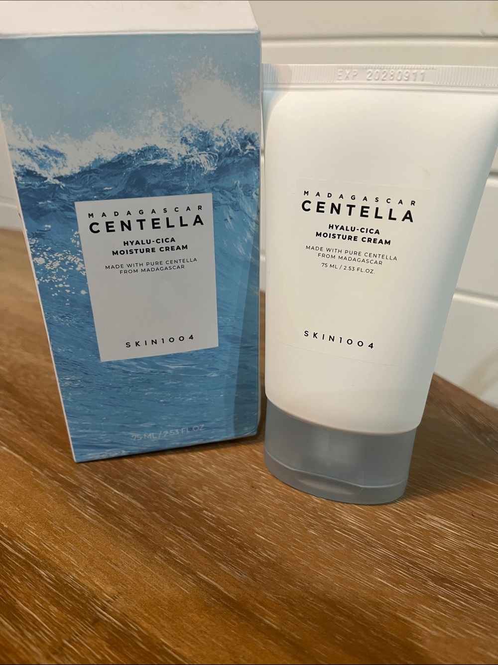 NWT SKIN1004 Madagascar Centella Hyalu-Cica Moisture Cream